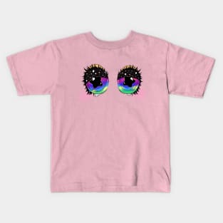 peropero sparkles eyes!! Kids T-Shirt